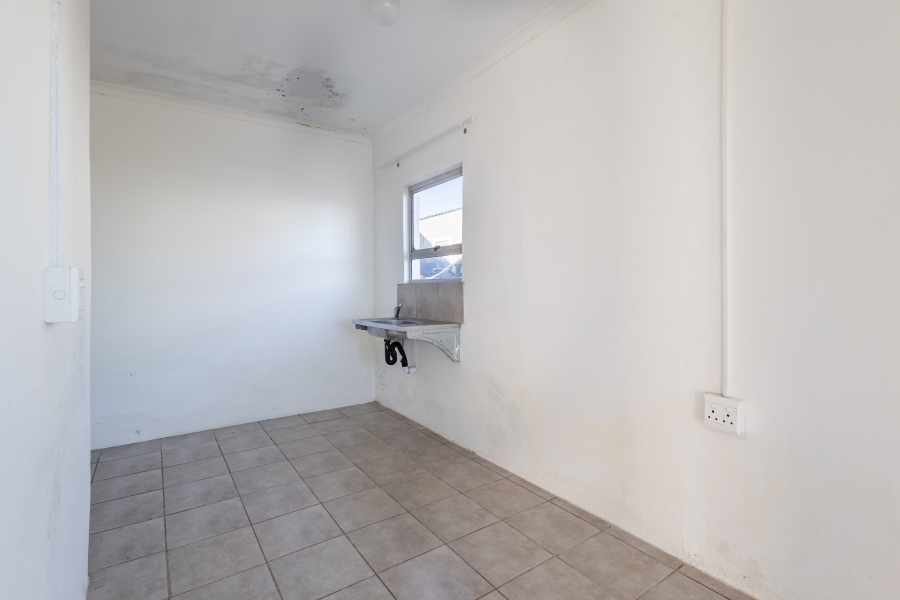 12 Bedroom Property for Sale in Kranshoek Township Western Cape